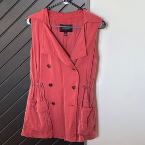 Banana Republic vest jacket. Size XS. Excellent condition.
